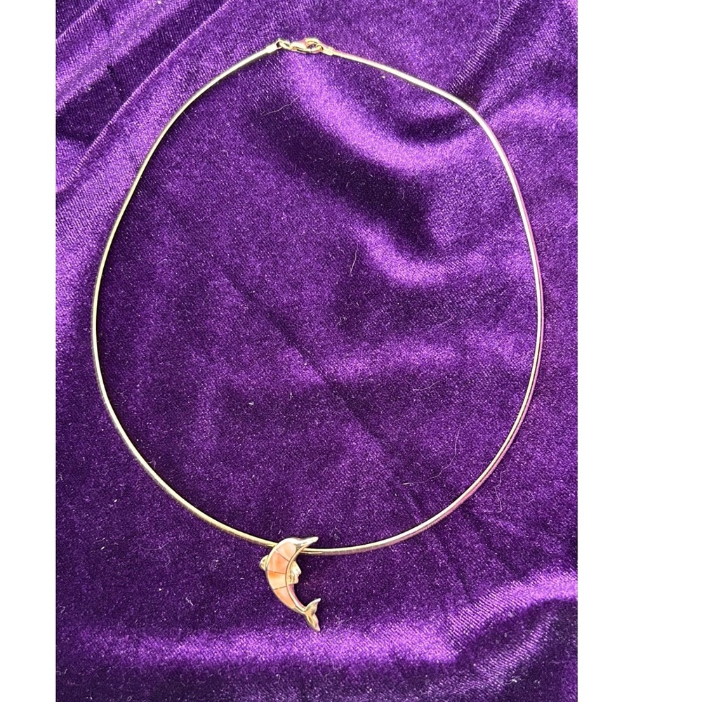 14K Yellow Gold 17" Omega Chain Necklace Pink Inlay Dolphin Pendant 15.6g Italy - Picture 6 of 9